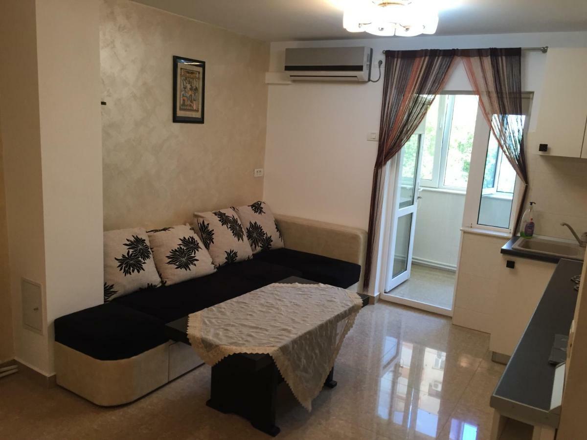Apartament Tomis Nord 3 Camere Constanţa Eksteriør billede